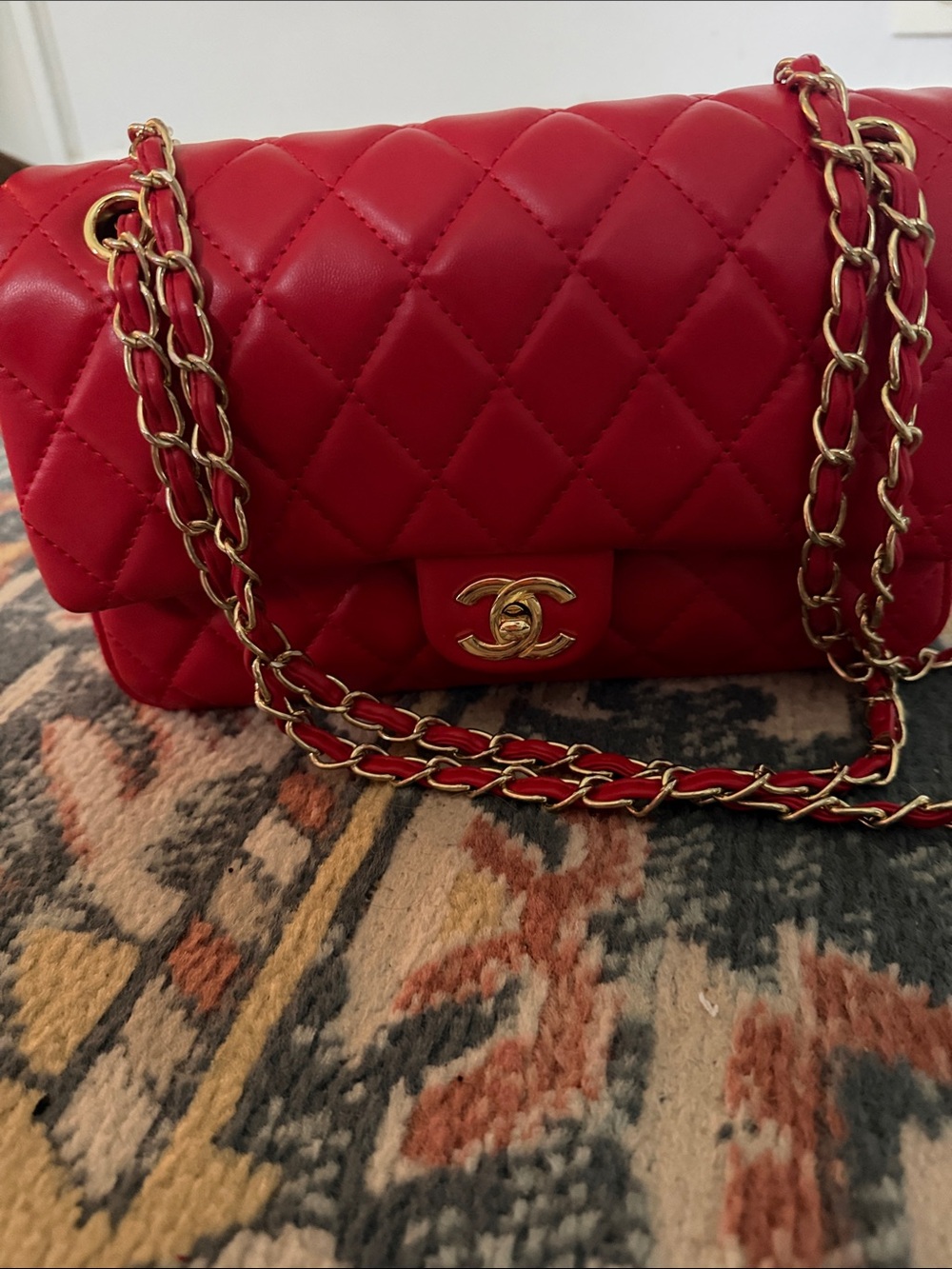 Gorgeous Excellent Quality Quilted Shoulder Bag in Red